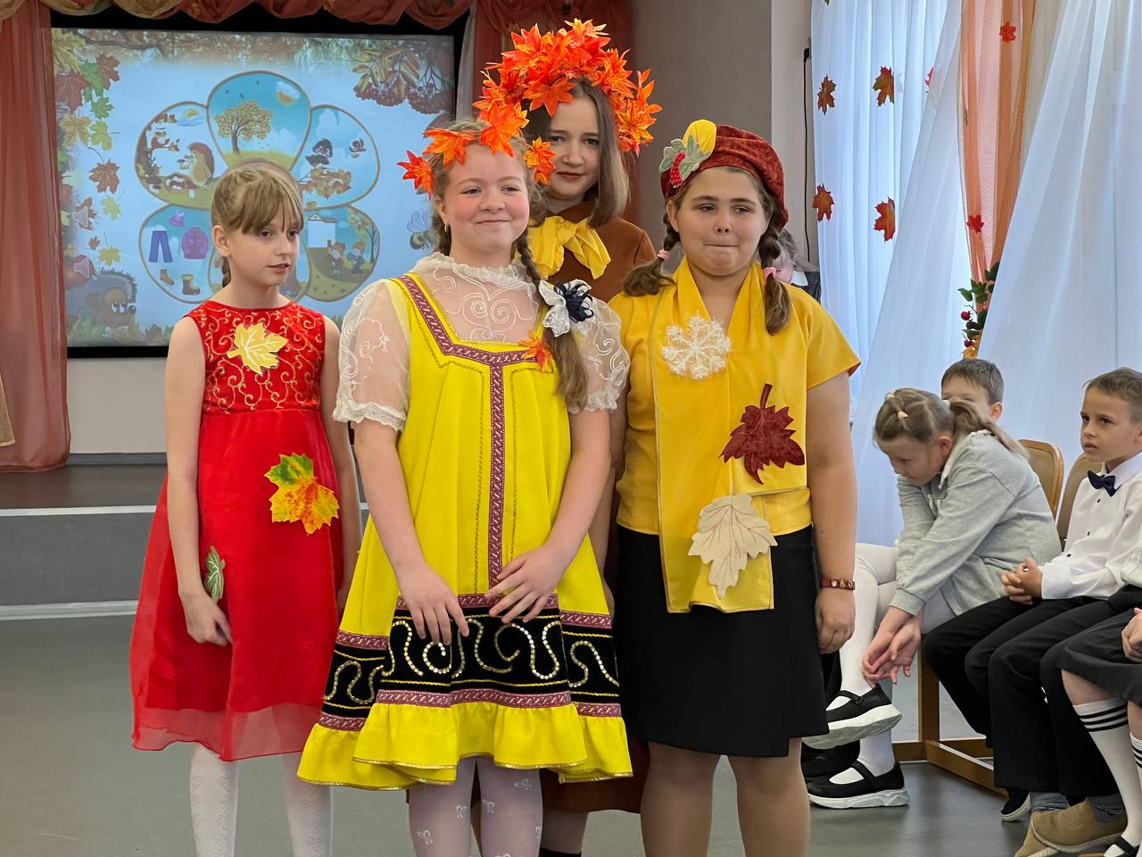 Праздник &amp;quot;Золотая осень&amp;quot;.
