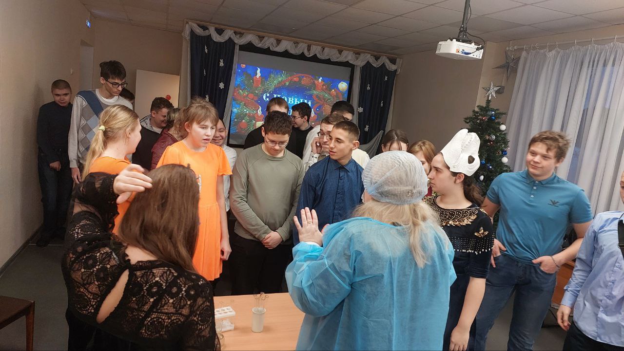 Новогоднее развлечение  &amp;quot;Новогодняя палитра чудес&amp;quot;.